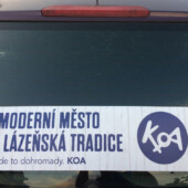Bílá samolepka na zadním skle Bílá samolepka na zadním skle